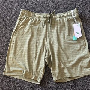 VISSLA comp lite  Men's army Green Athletic Shorts